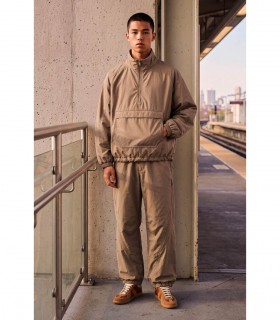 ÉCLECTIQUE